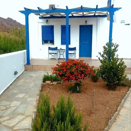 Ninemia Studios Serifos Town Exterior foto