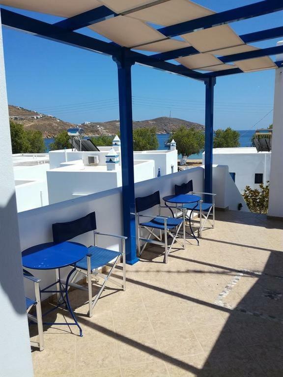 Ninemia Studios Serifos Town Exterior foto